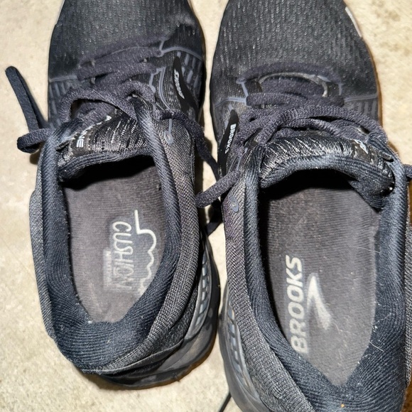 Brooks adrenaline 21 Women's Black Athletic Shoes - Picture 11 of 12